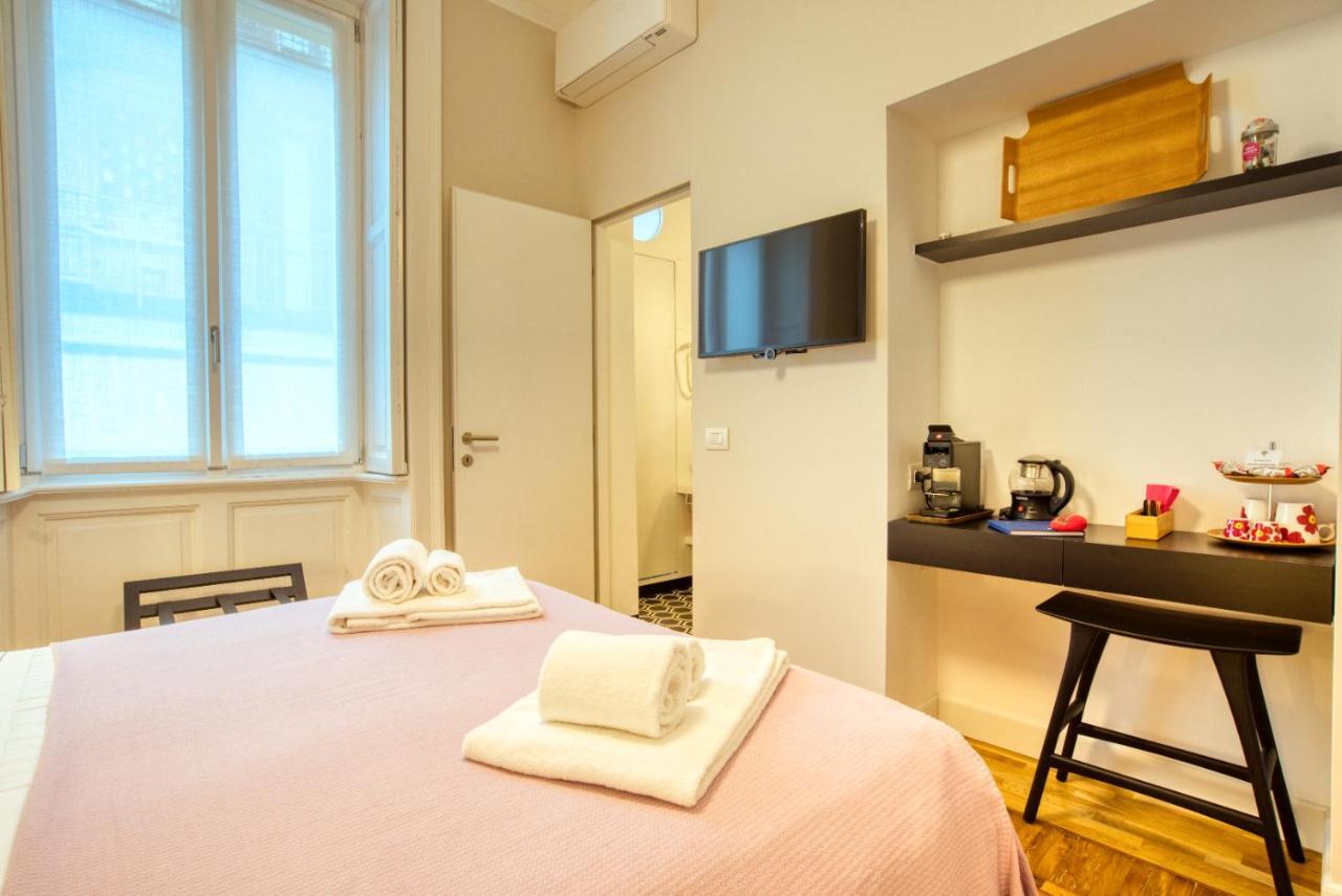 Dimora Claudia - Elegante Matrimoniale Con Bagno, Private Rooms, Self Check In, No Reception Milan Exterior photo